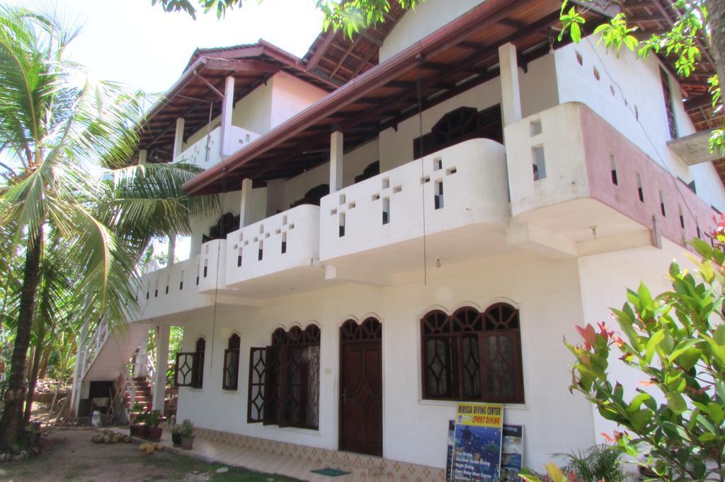 Rainbow Guest House Мирисса Экстерьер фото